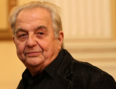 Η απάντηση του Αλ. Φλαμπουράρη για το πακέτο Γιούνκερ (βίντεο)